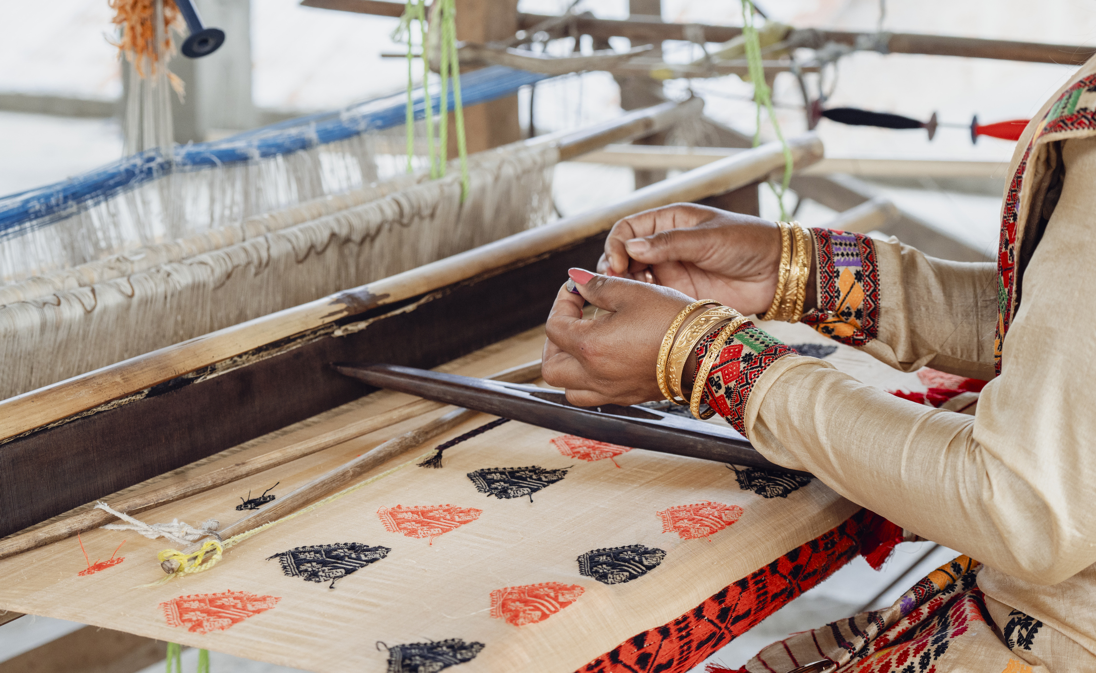 Handloom & the Planet: Why Woven Threads Are Climate Action - Save ...
